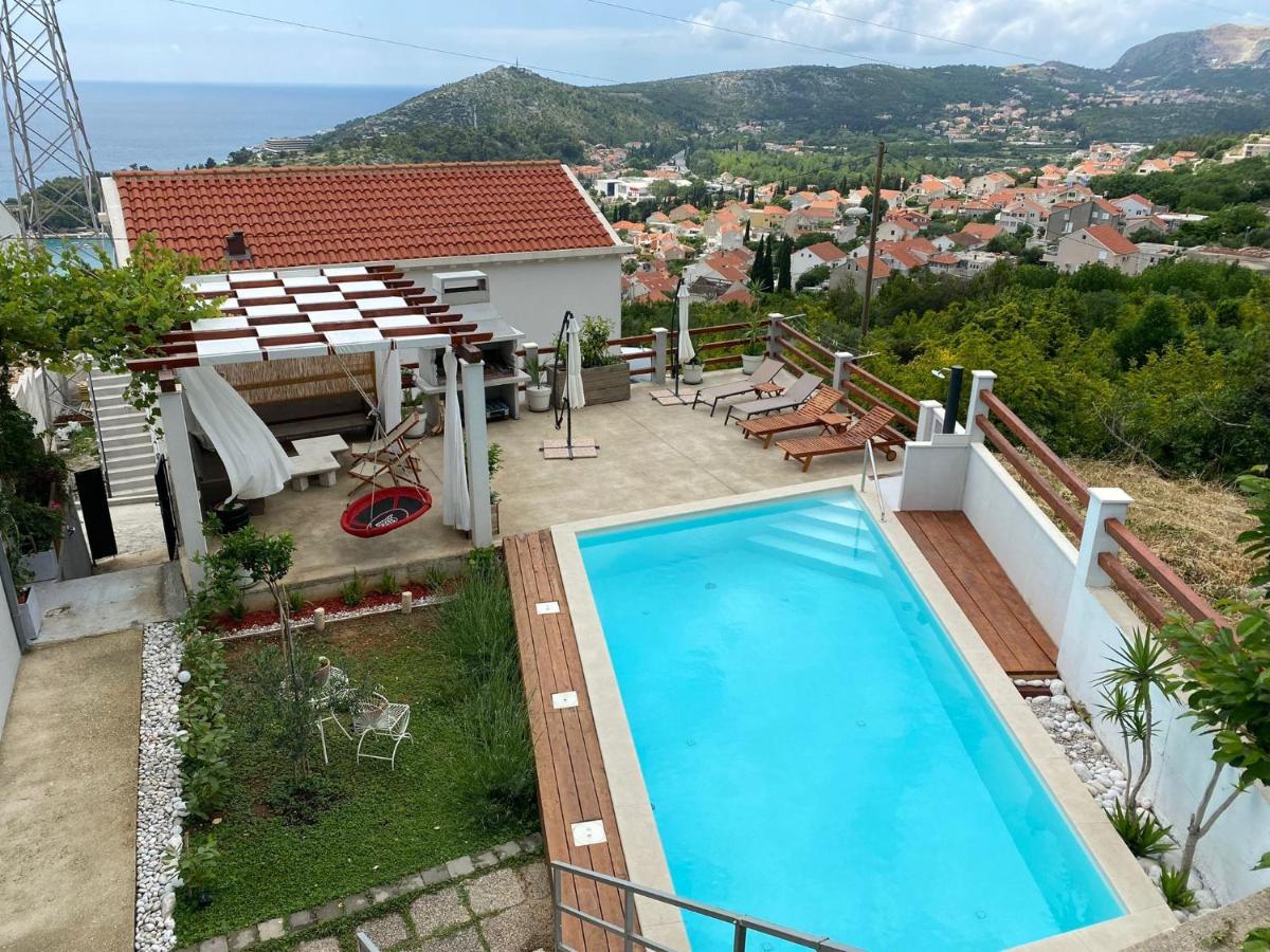 Villa My Rose With A Private Pool มลินี ภายนอก รูปภาพ
