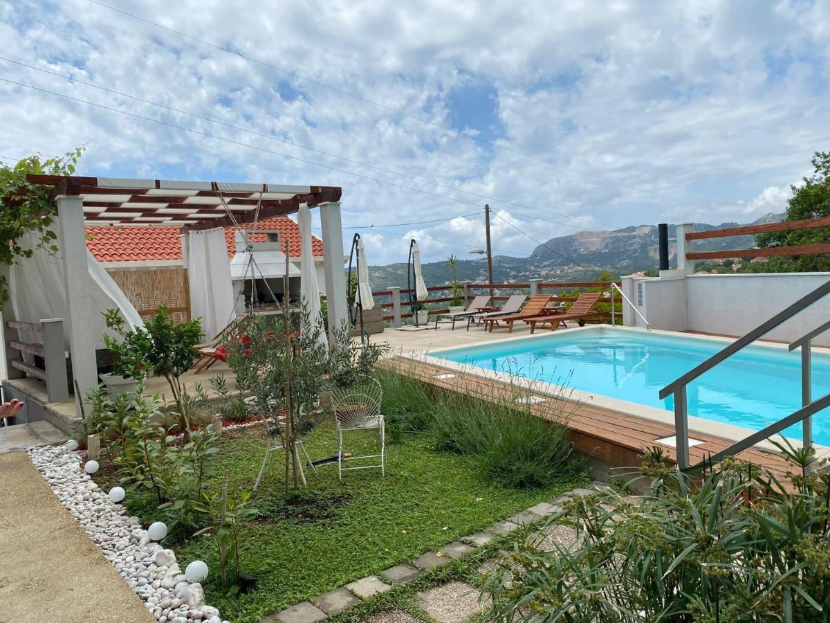 Villa My Rose With A Private Pool มลินี ภายนอก รูปภาพ