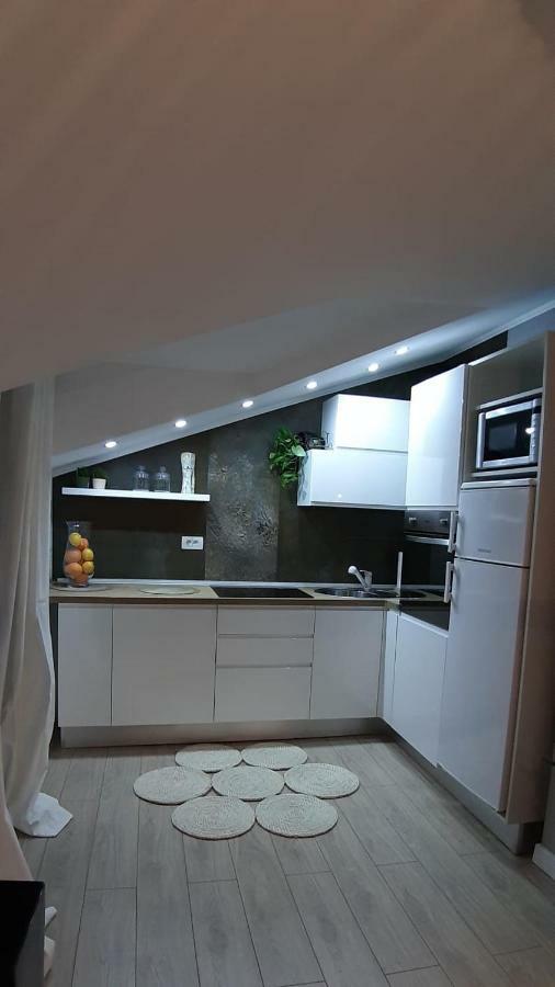Villa My Rose With A Private Pool มลินี ภายนอก รูปภาพ