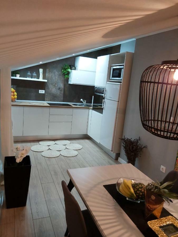 Villa My Rose With A Private Pool มลินี ภายนอก รูปภาพ